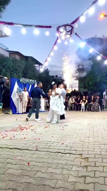 @♥ ZELİŞ ♥