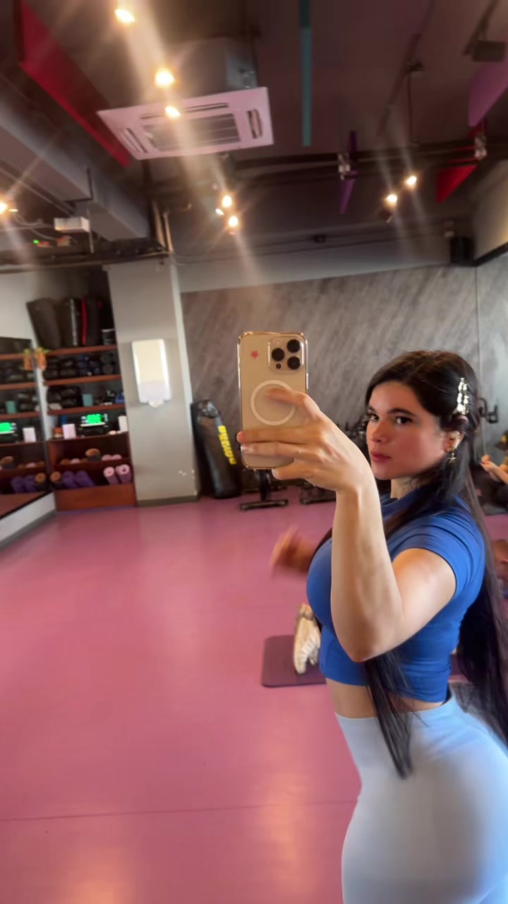 @Luciana