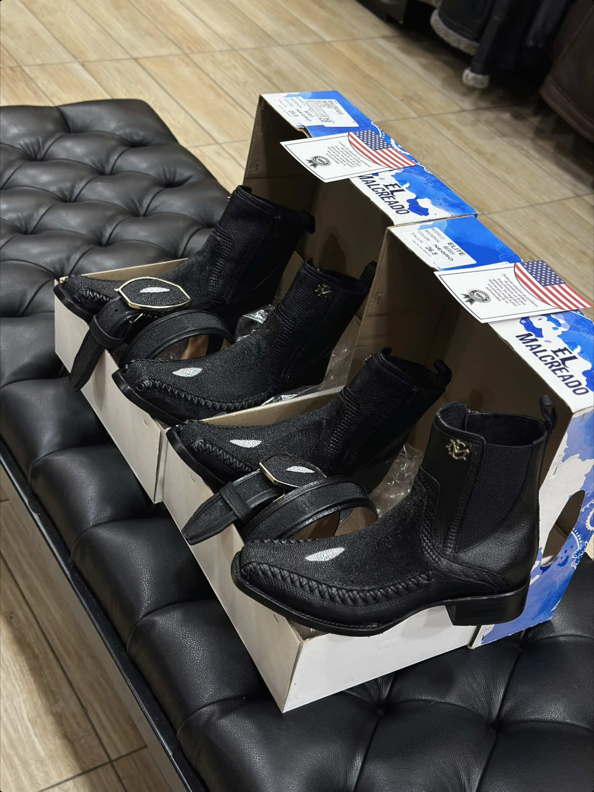 @Lara boots