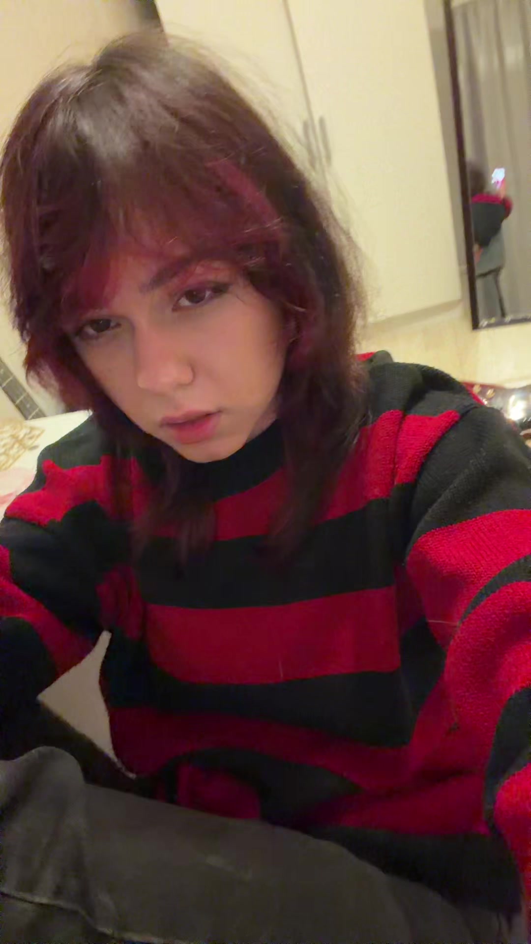 @v.lisa