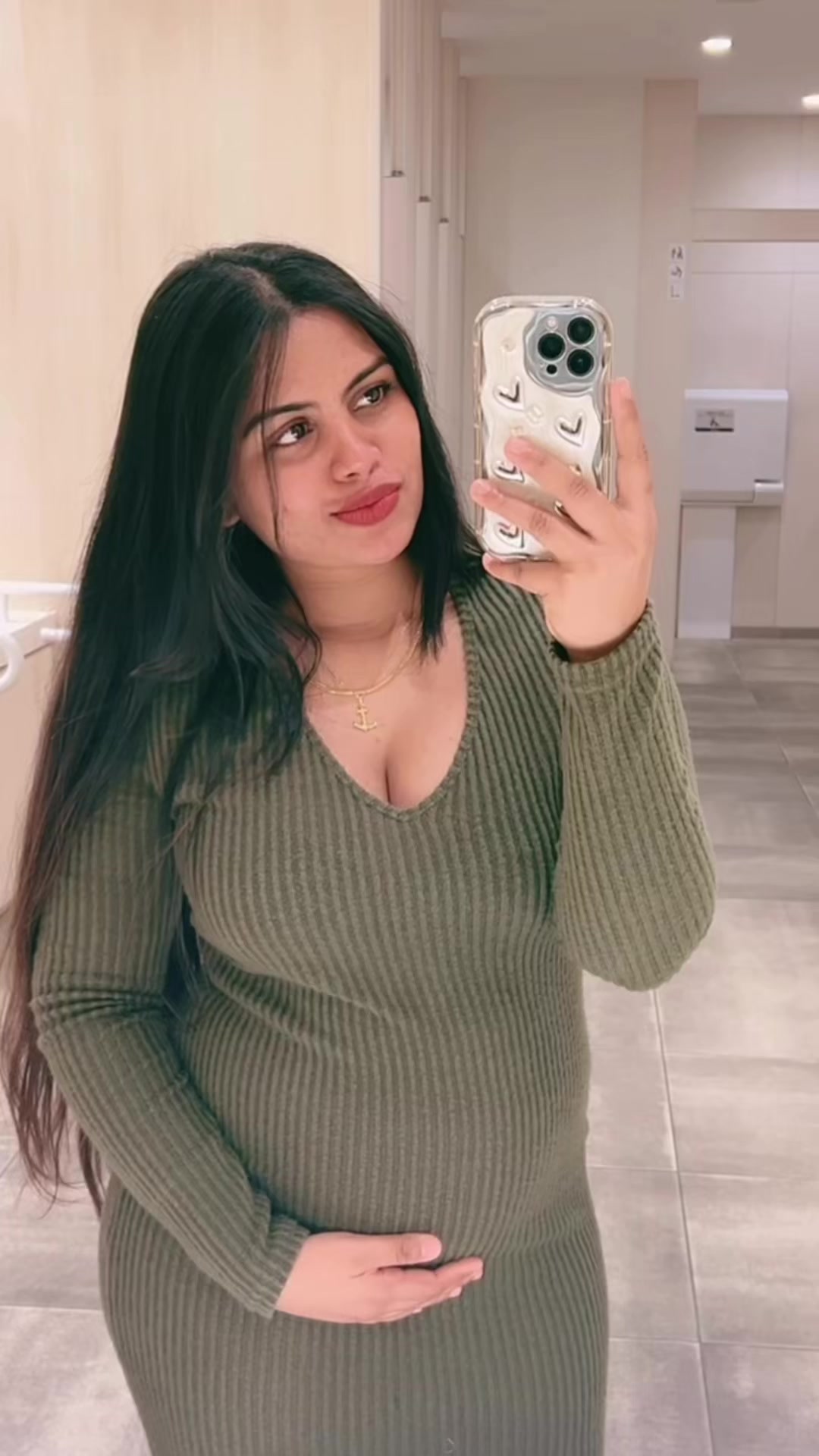 @Divya ᥫ᭡✨