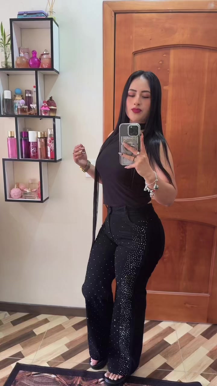 @Karen Aveiga