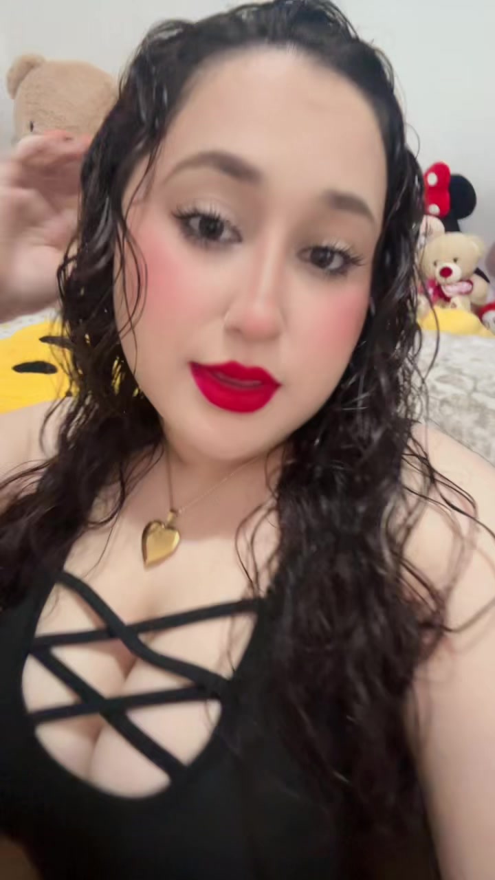 @Valeria 🤍