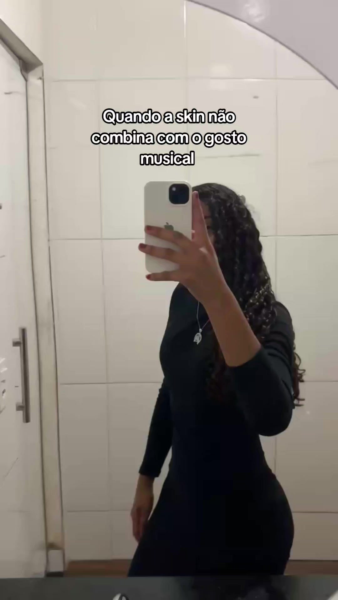 @pretinha🫵🏽😘