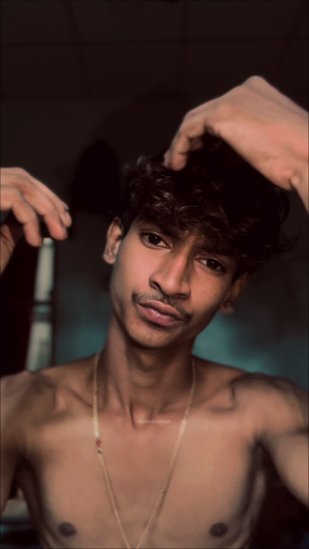 @D i l a 🪭”