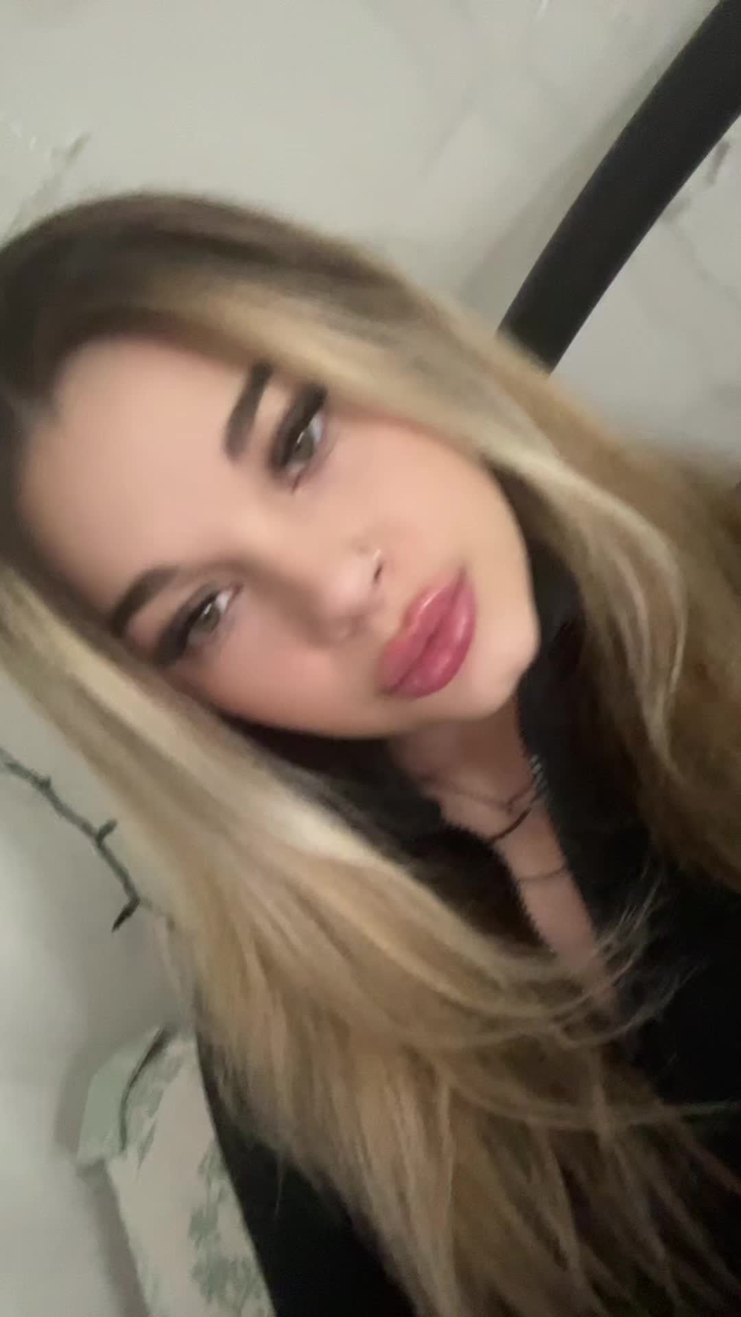 @lexie