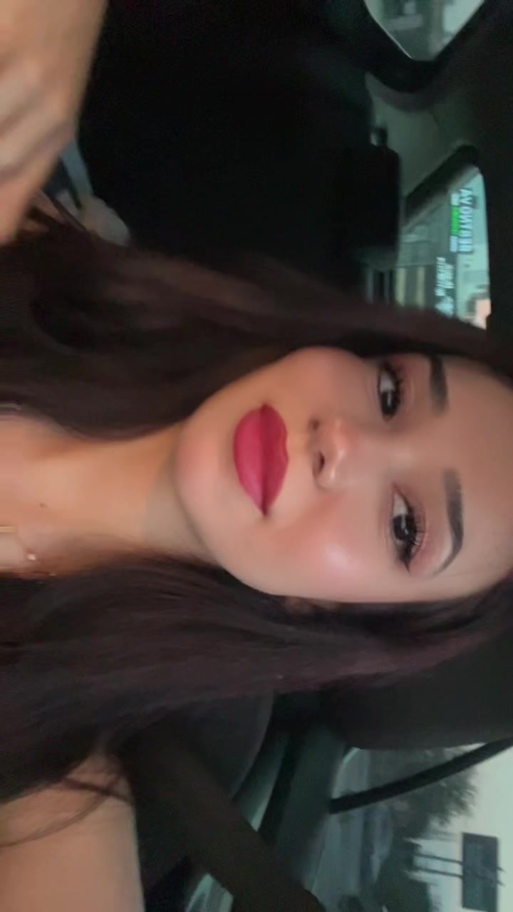 @Zeyzey