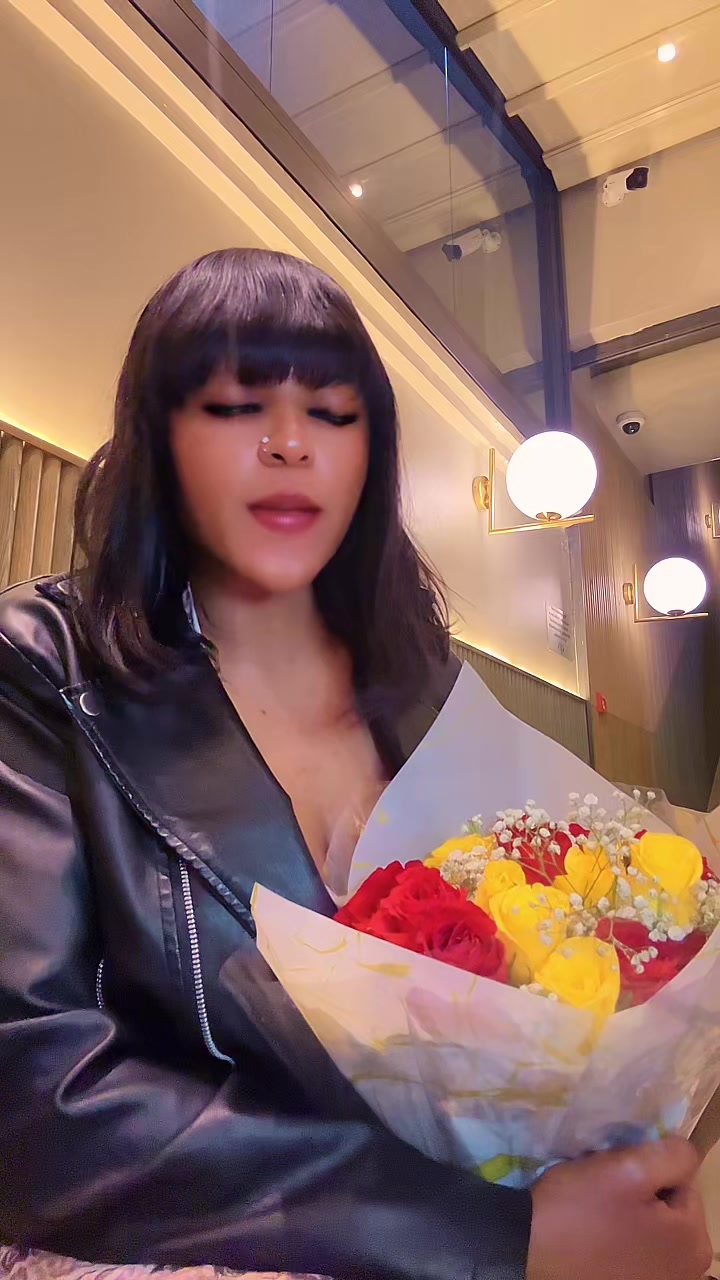 @Malaika