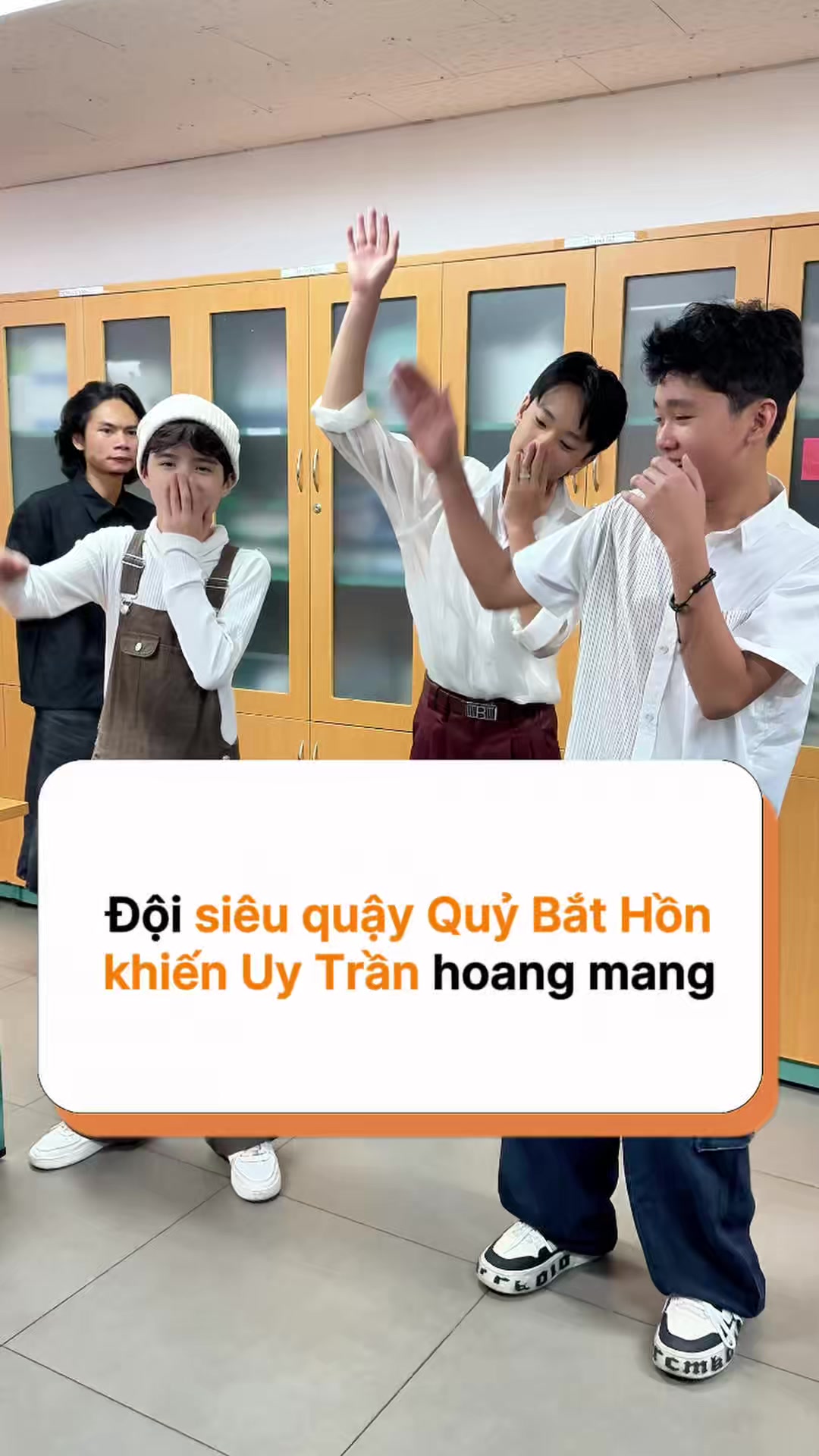 @Hóng Showbiz Việt