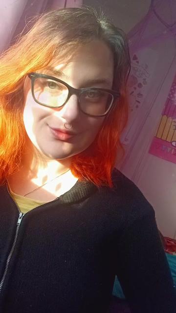 @Bri/LilStonerPrincess💜🏳️🌈