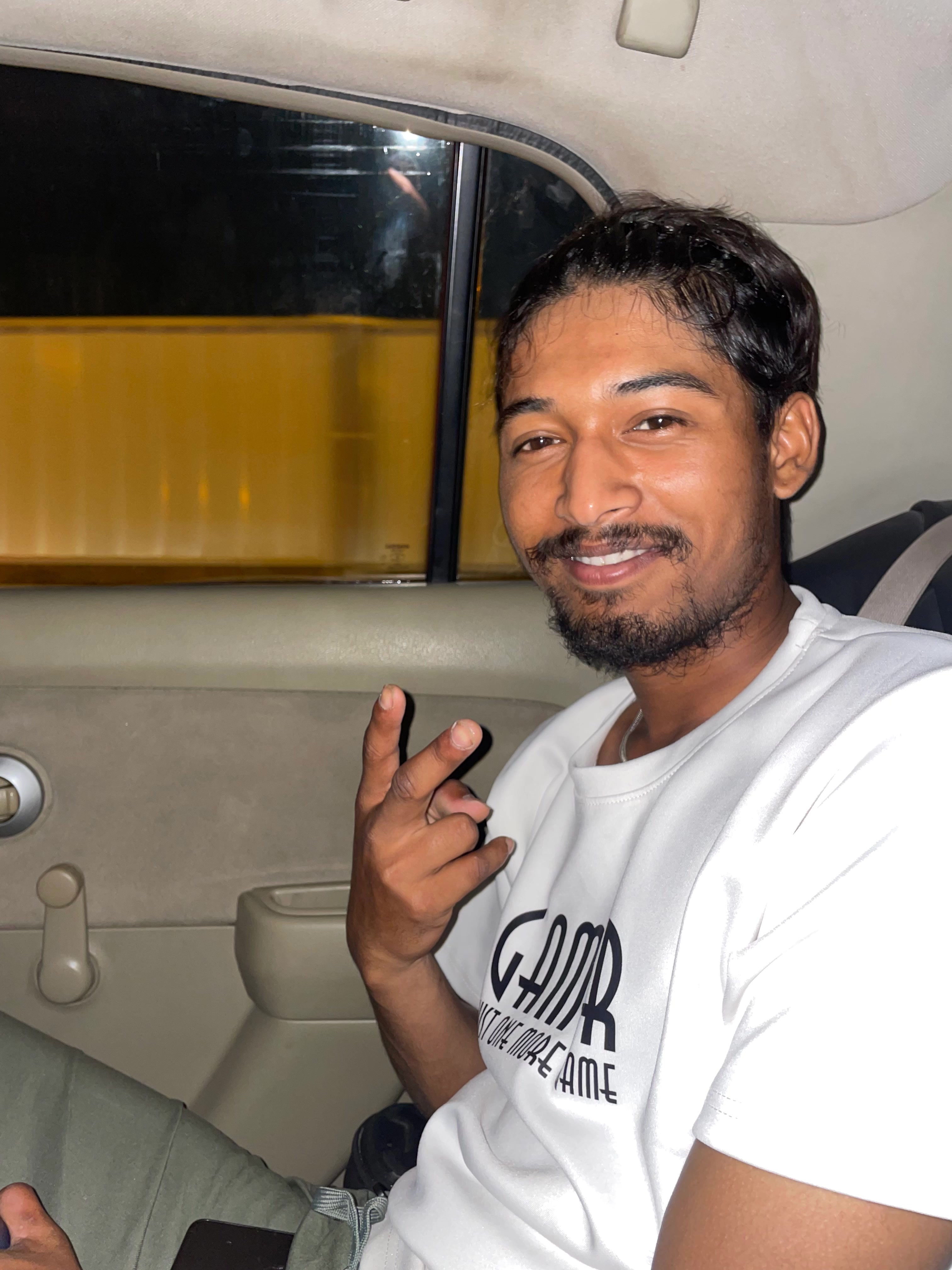 @Sumit Mahato(Tharu)🇳🇵🇦🇪