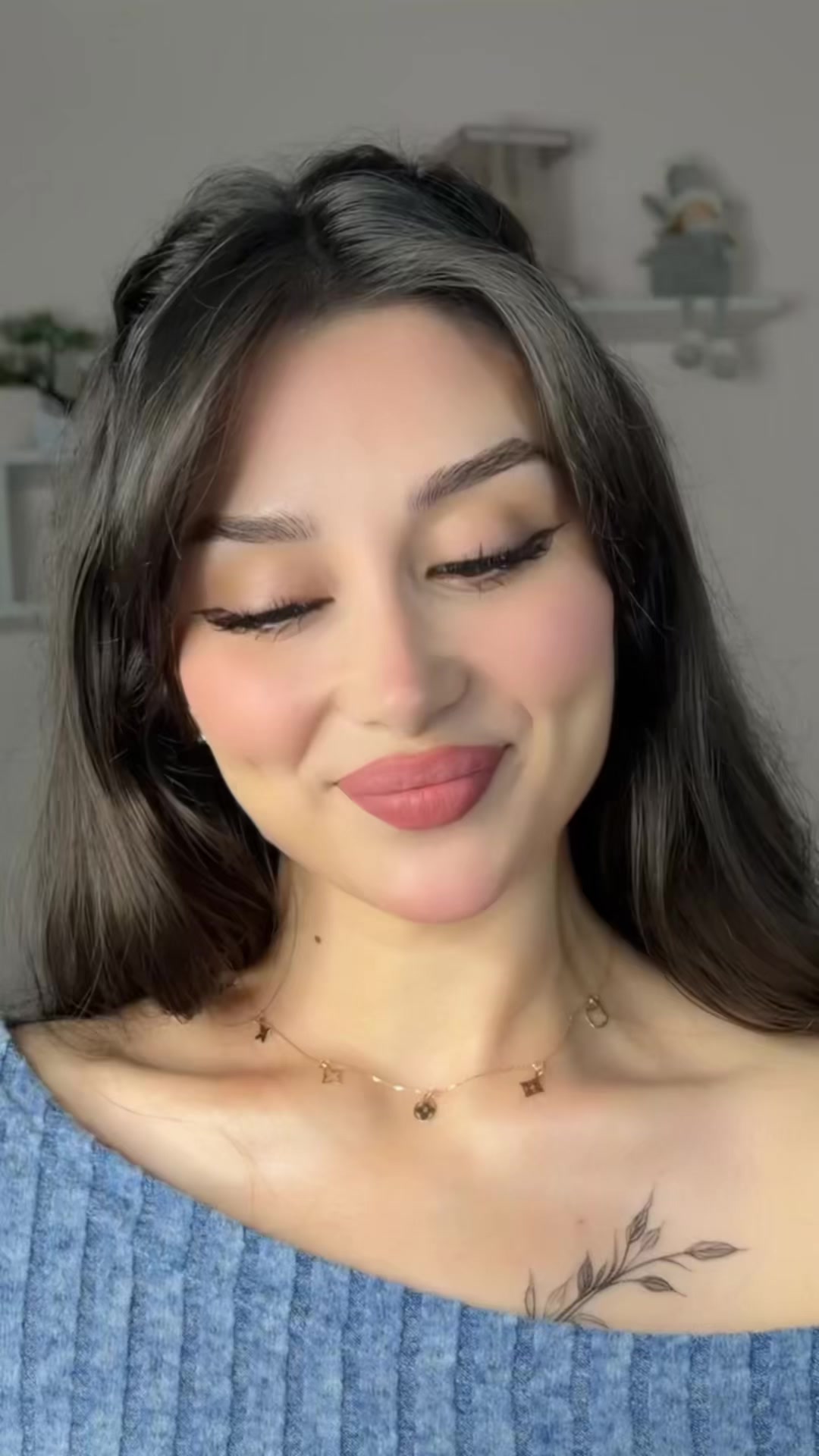@Taya2002a