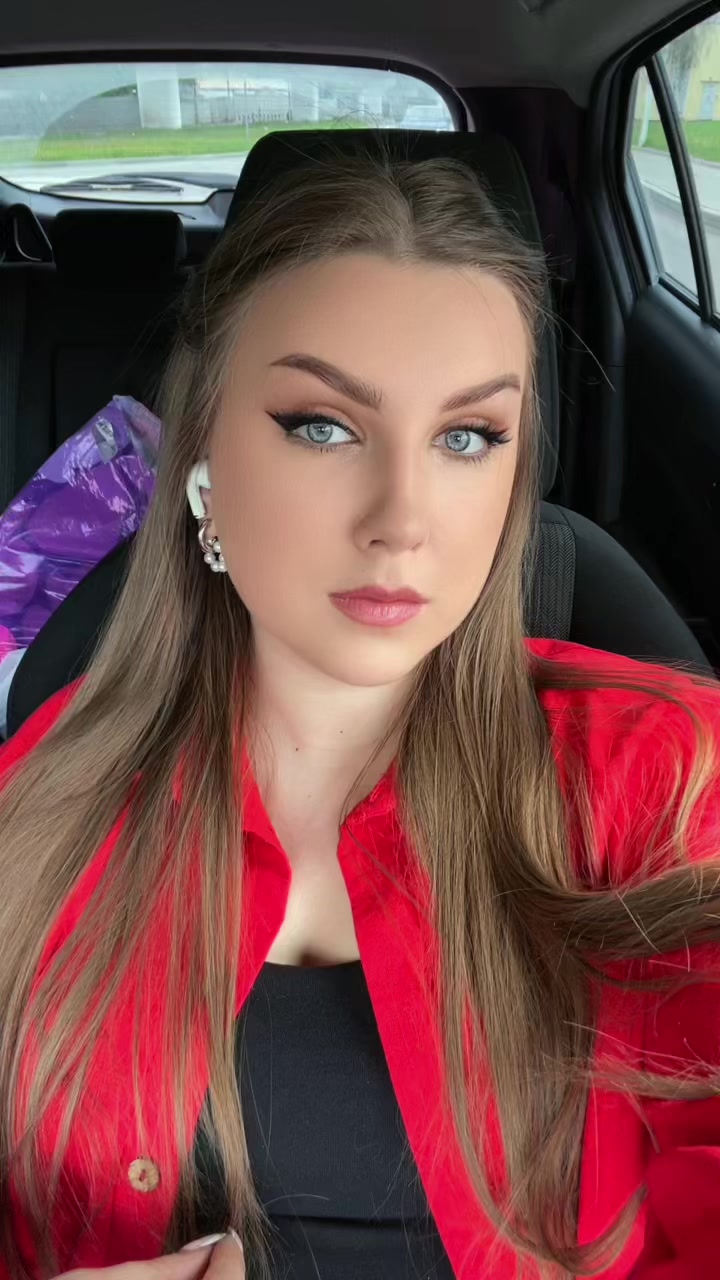 @👑Irina👑