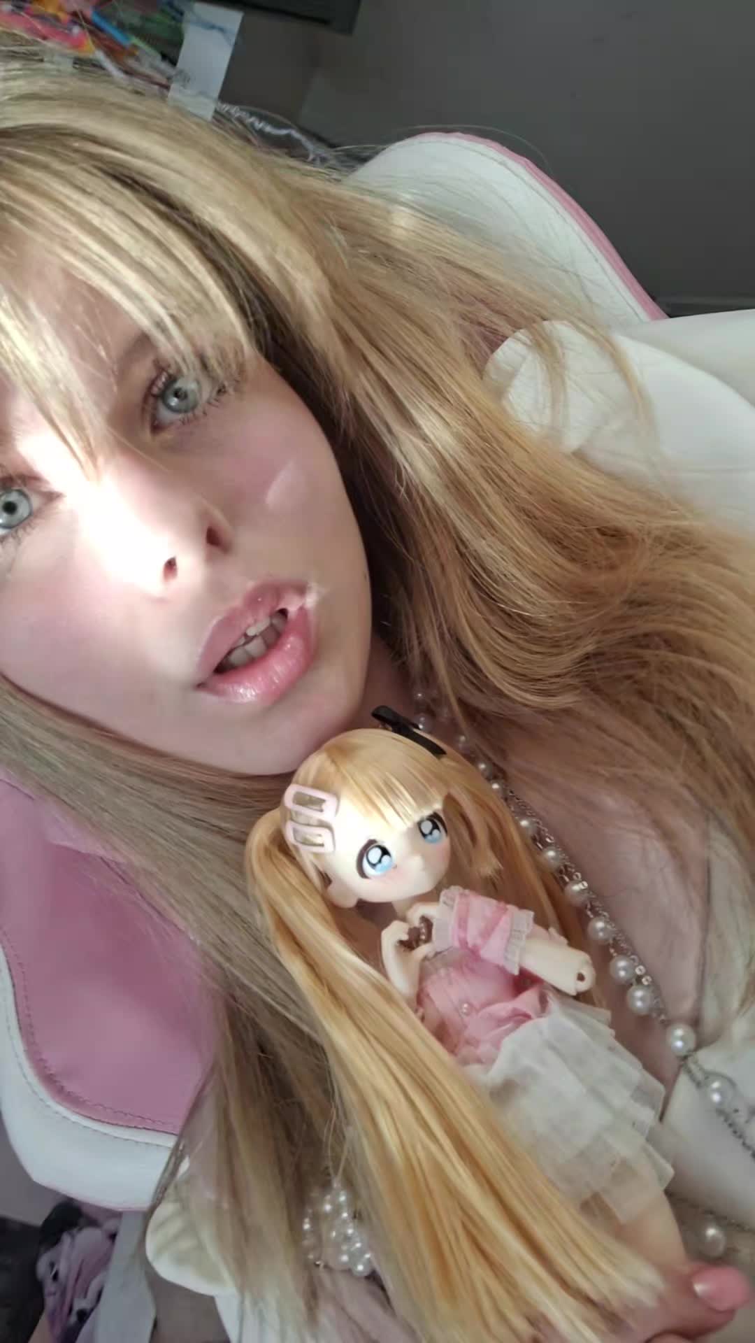 @dollmaxxer(* ^ ω ^)~♡