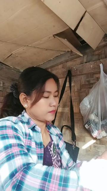 @မိုးမိုးအောင်