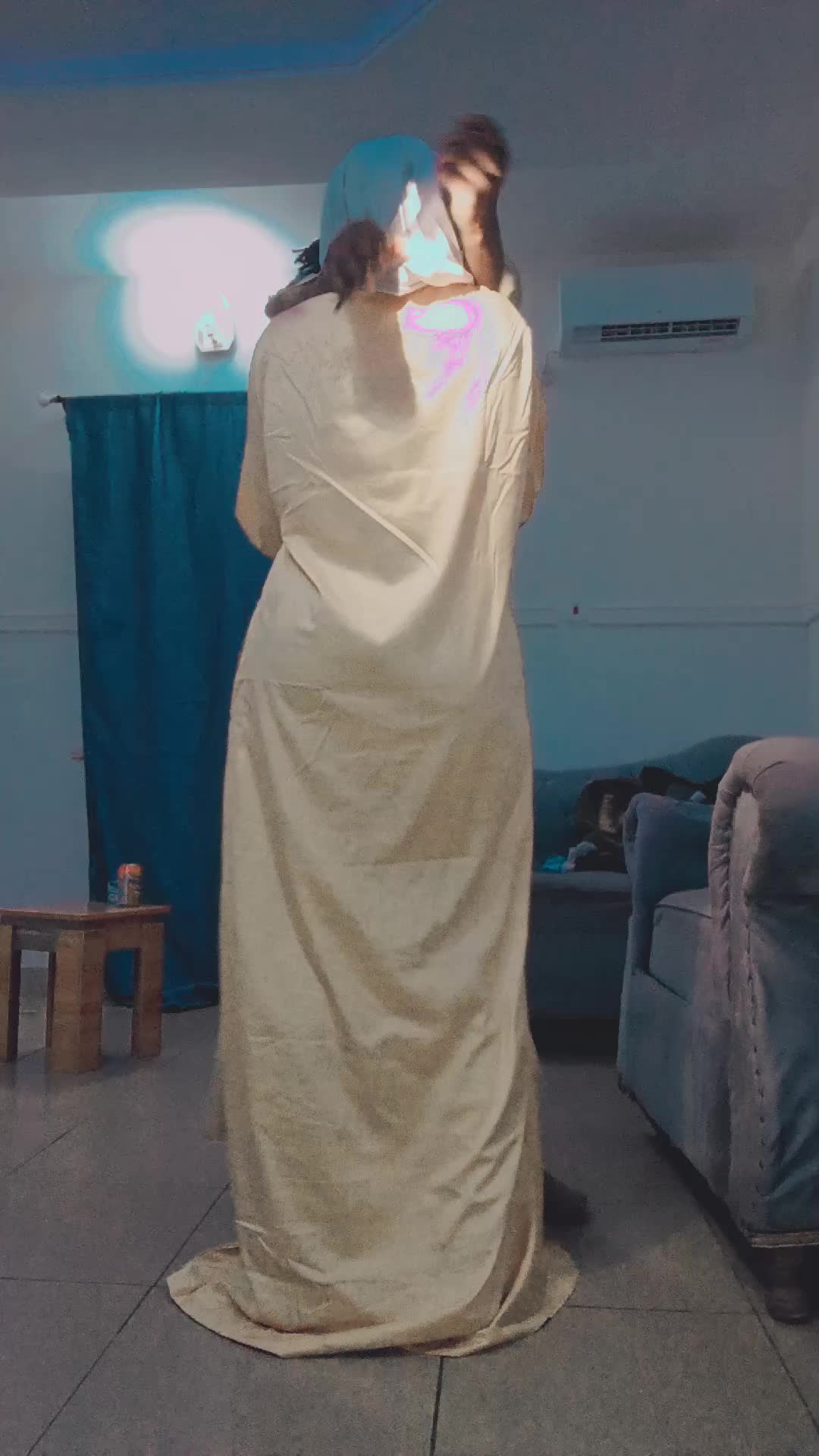 @YY