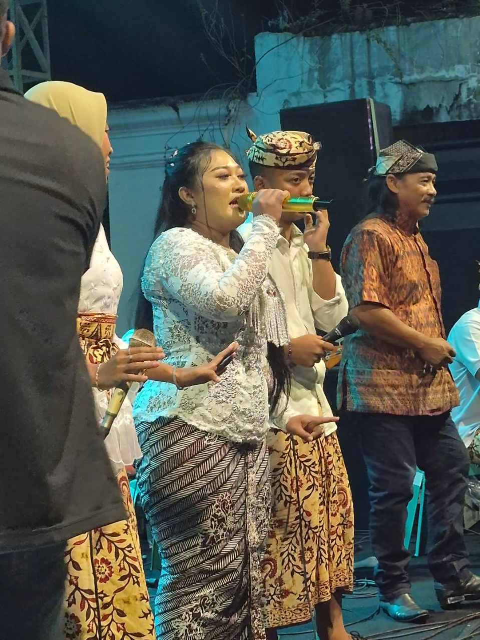 @wanter ethnic collaboration