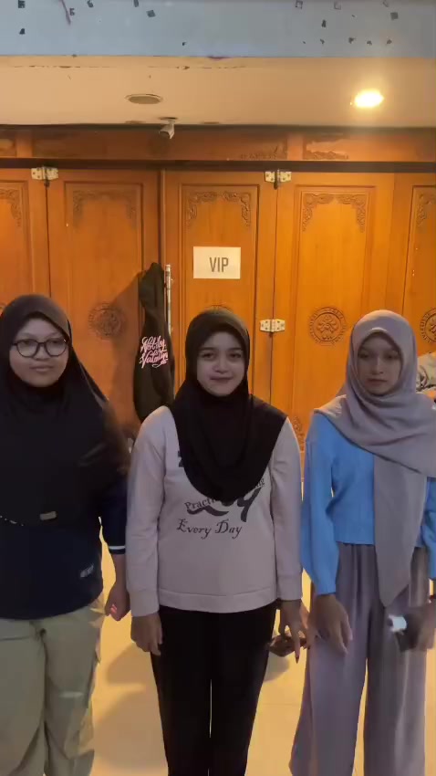 @Teater Hitam Putih FEB UM
