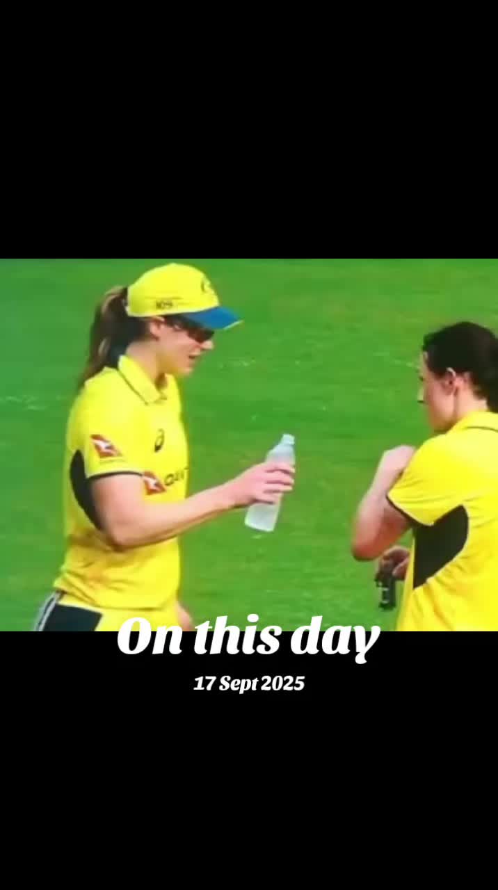 @ELLYSE PERRY