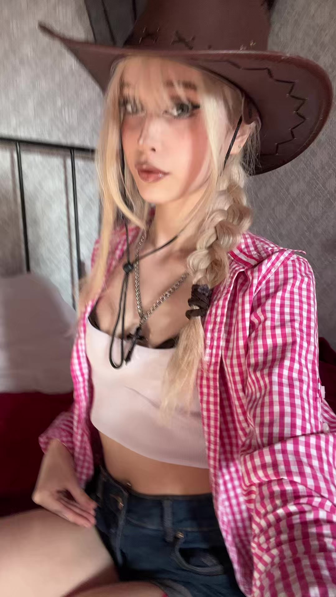 @kisakarisa
