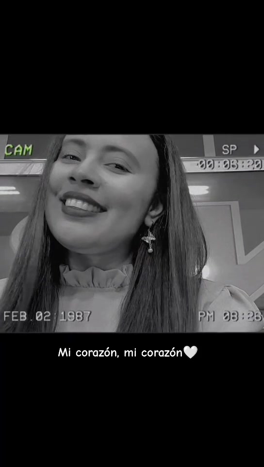 @danira_soto