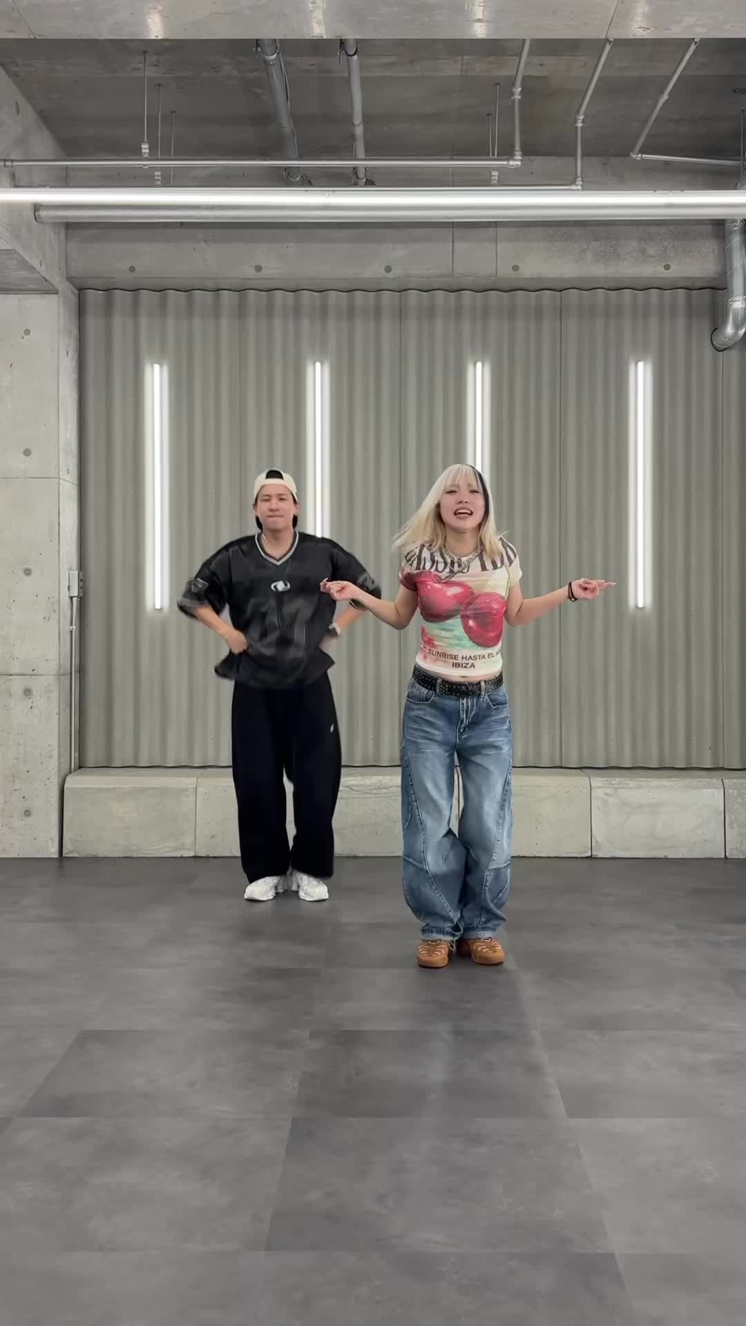 @DANCE SCHOOL S.