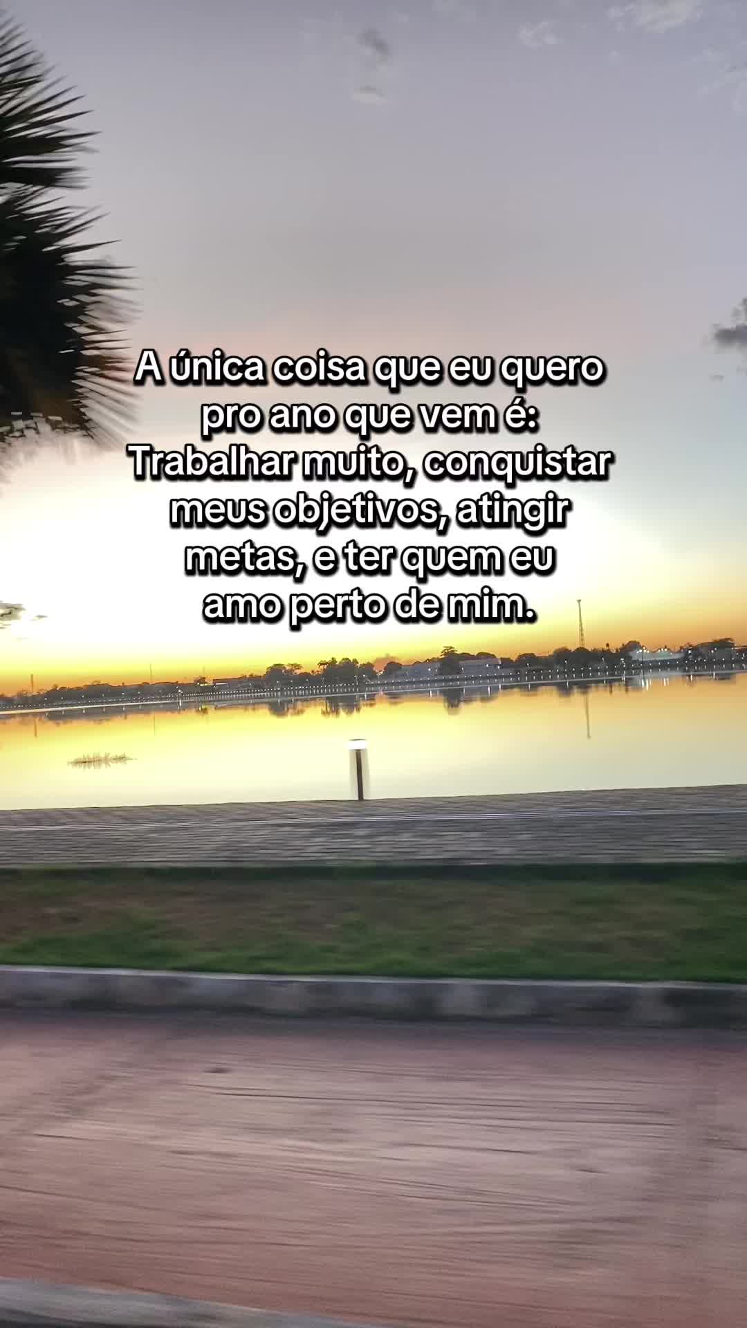 @Ana Kalyne