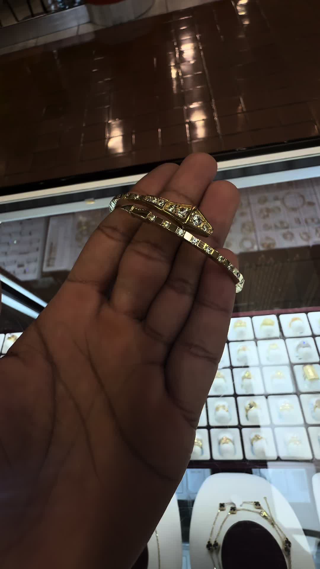 @AliJewelers
