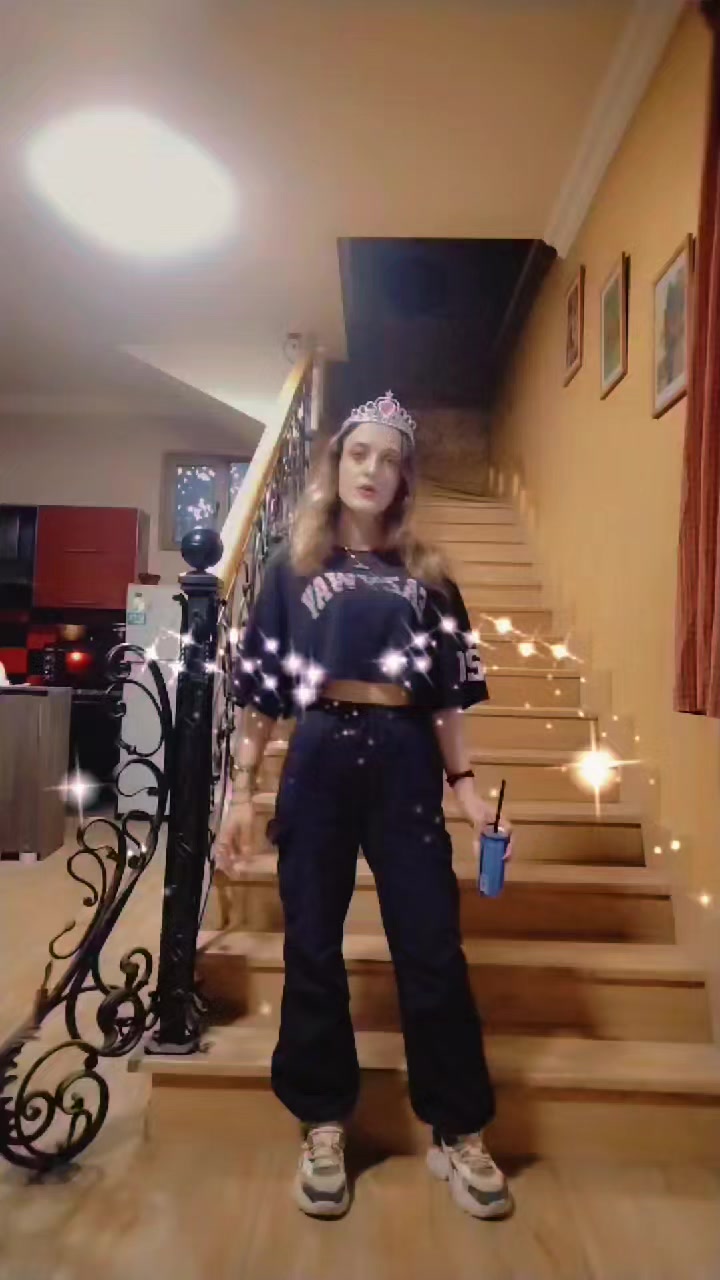 @Vika _ love Dance official