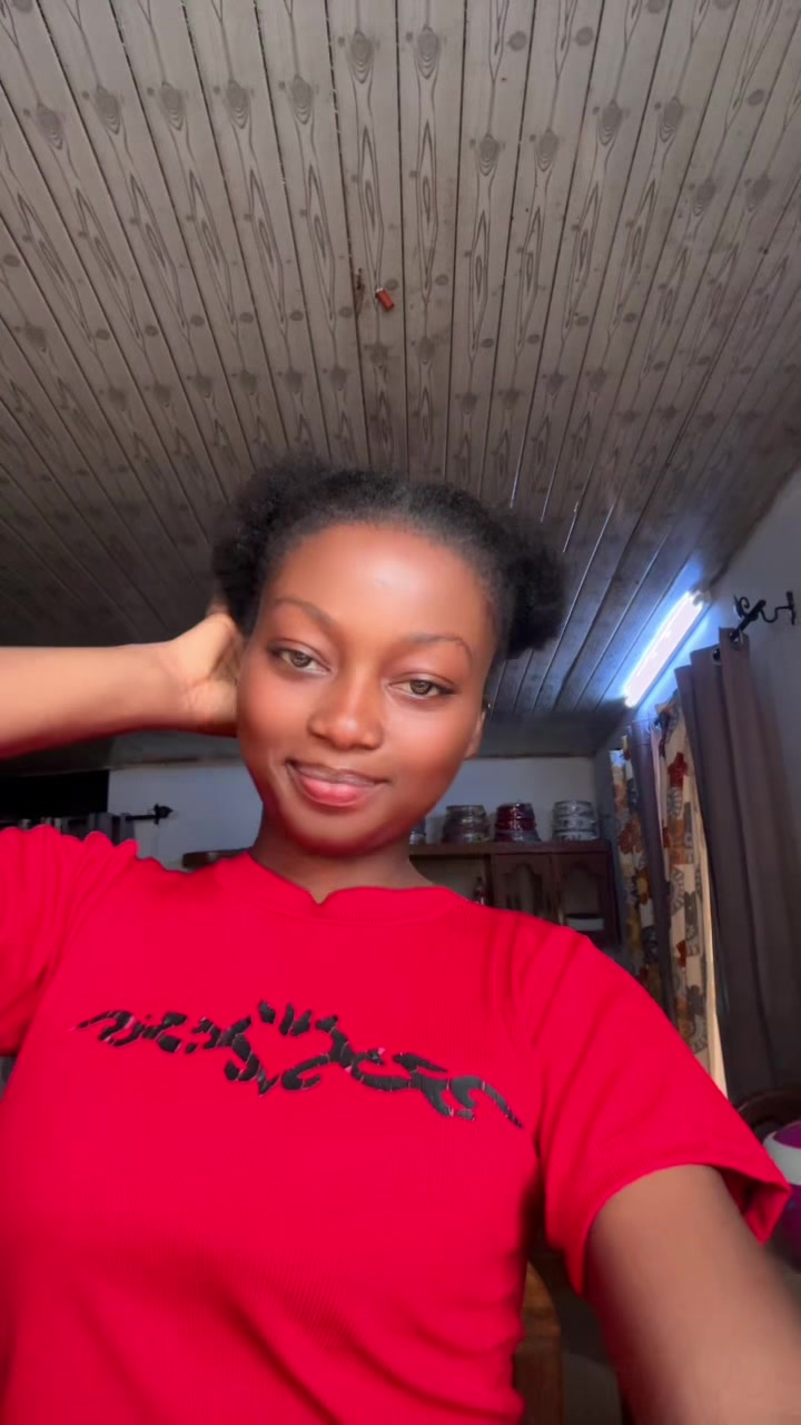 @Erika 🥰🦋❤️
