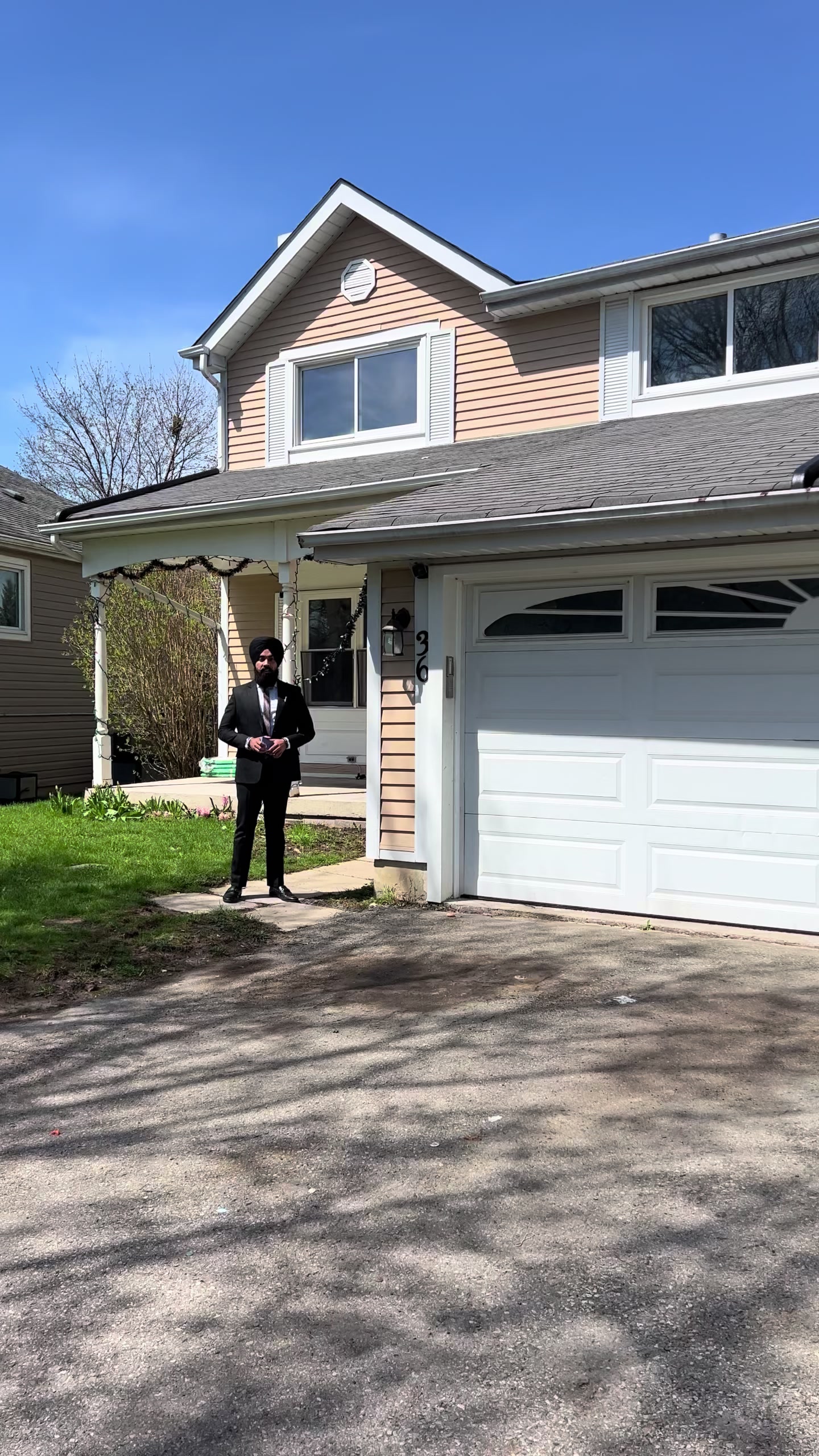 @RAVSHARAN SINGH | REALTOR