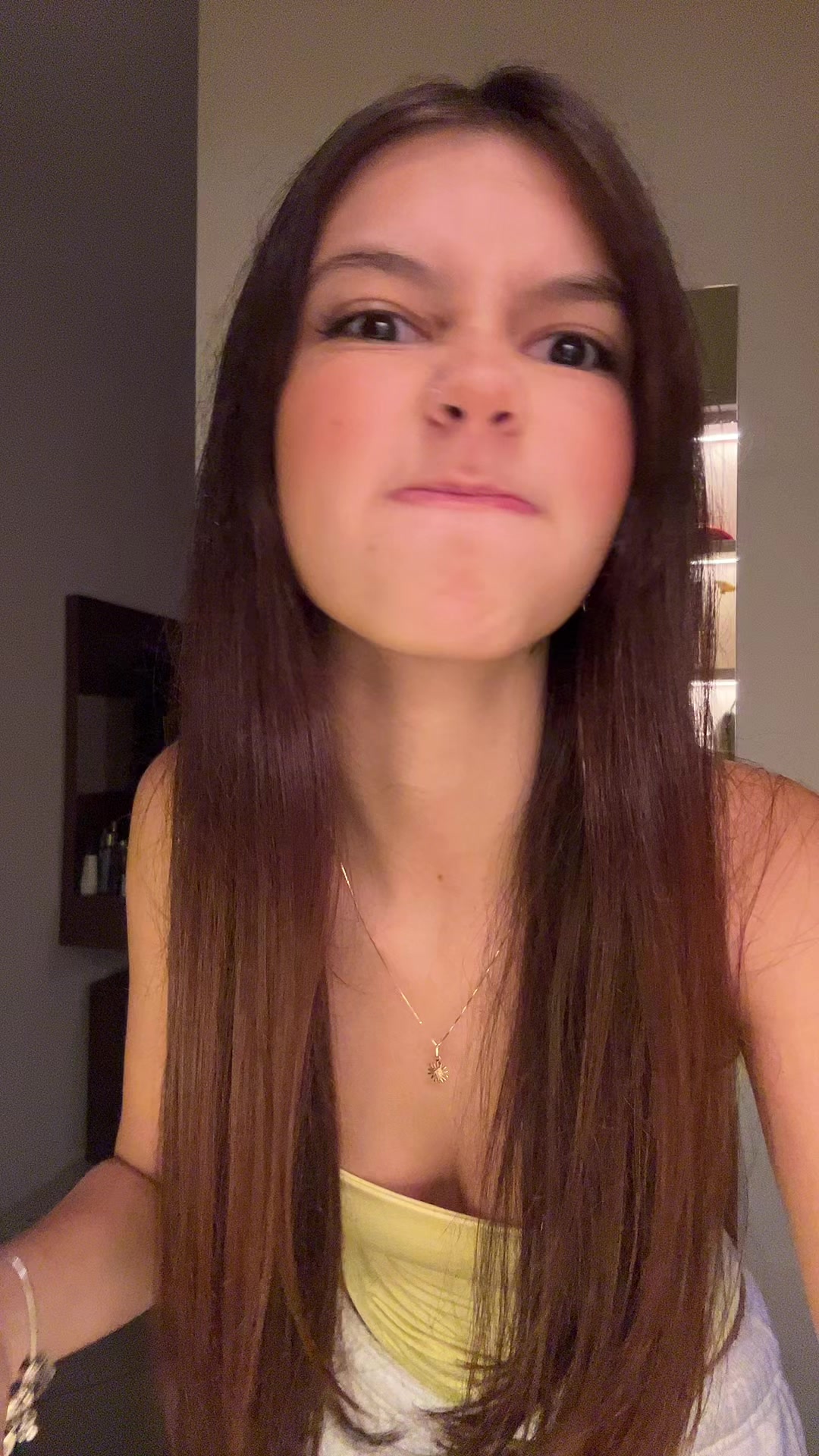 @gabisahks