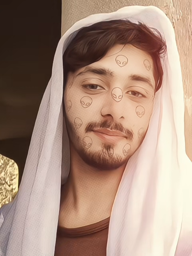 @AHTASHAM KING👑