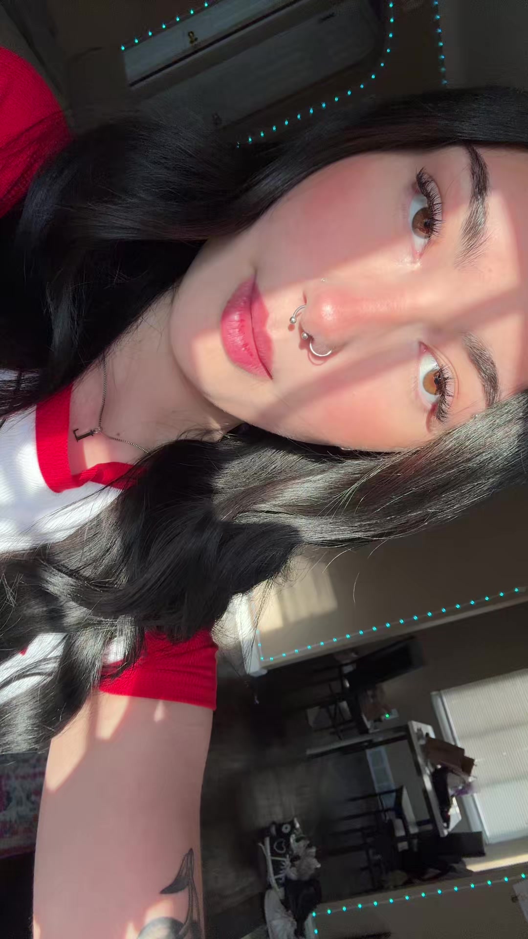 @lily j