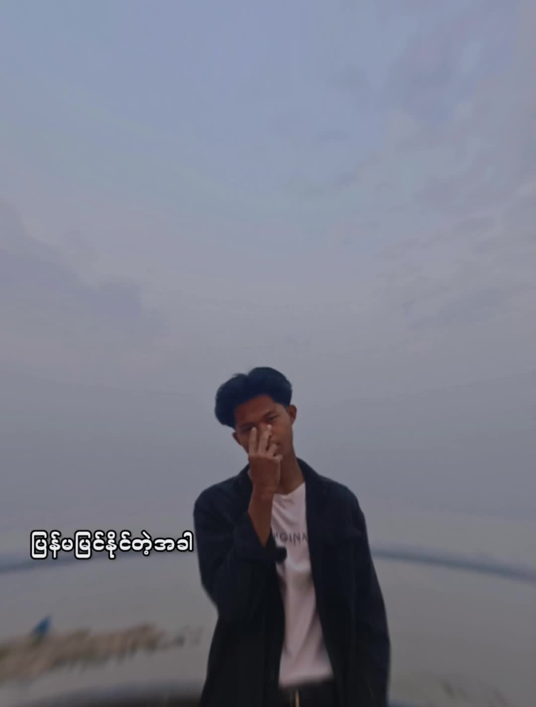 @Lαч Lωιик Nωя 𓃓