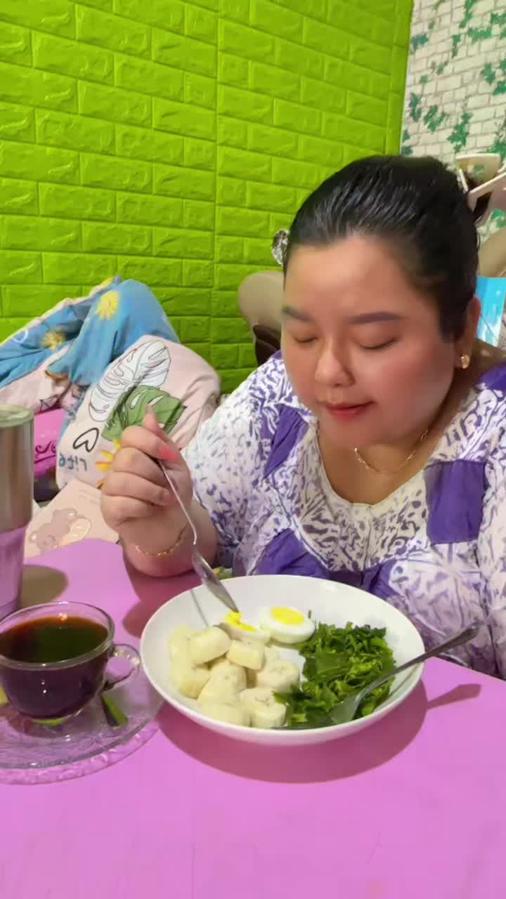 @သန့်သန့်လေးစားသောက်ကုန် 6591