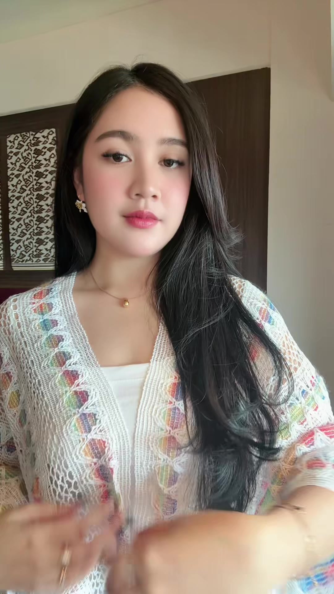 @Redika Junikenty