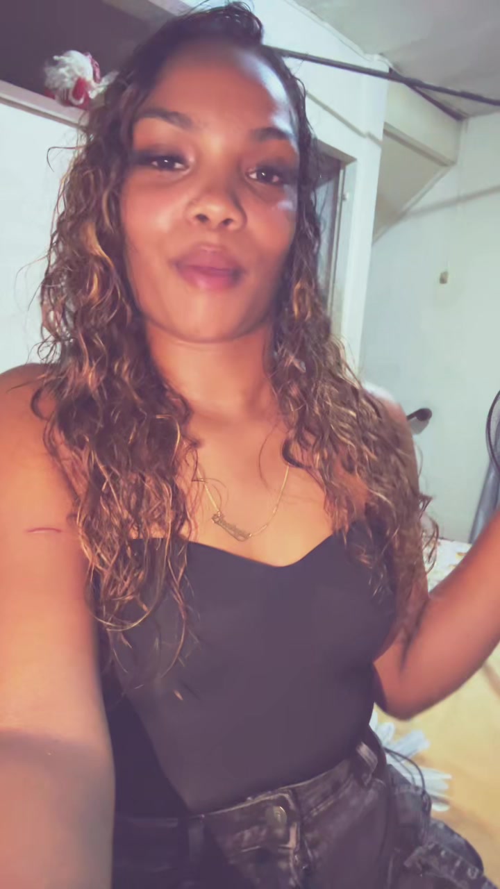 @Tezia