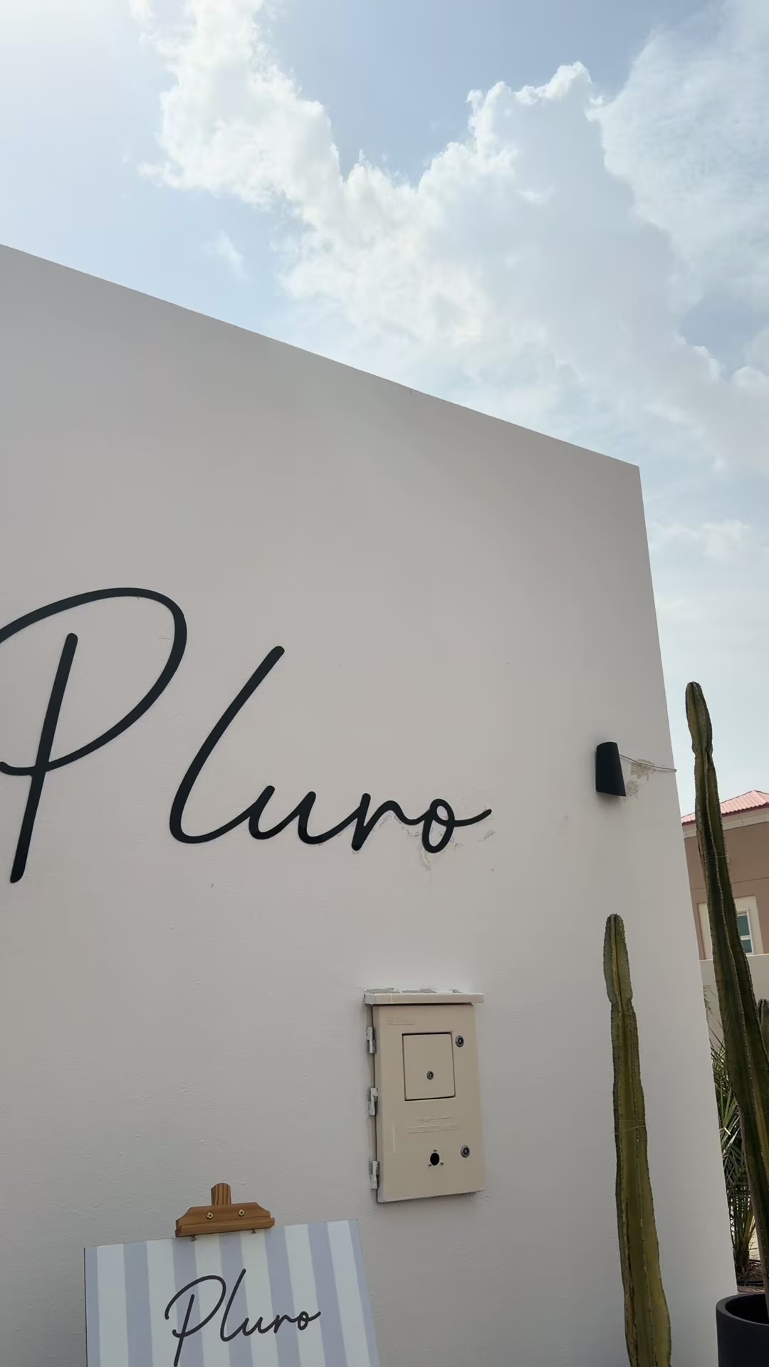 @pluro