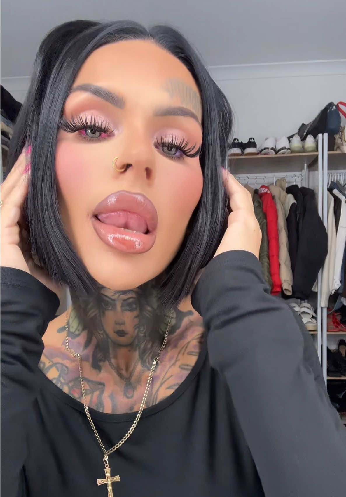 @𝚁&ensp;𝙸&ensp;𝚁&ensp;𝙸&ensp;💎
