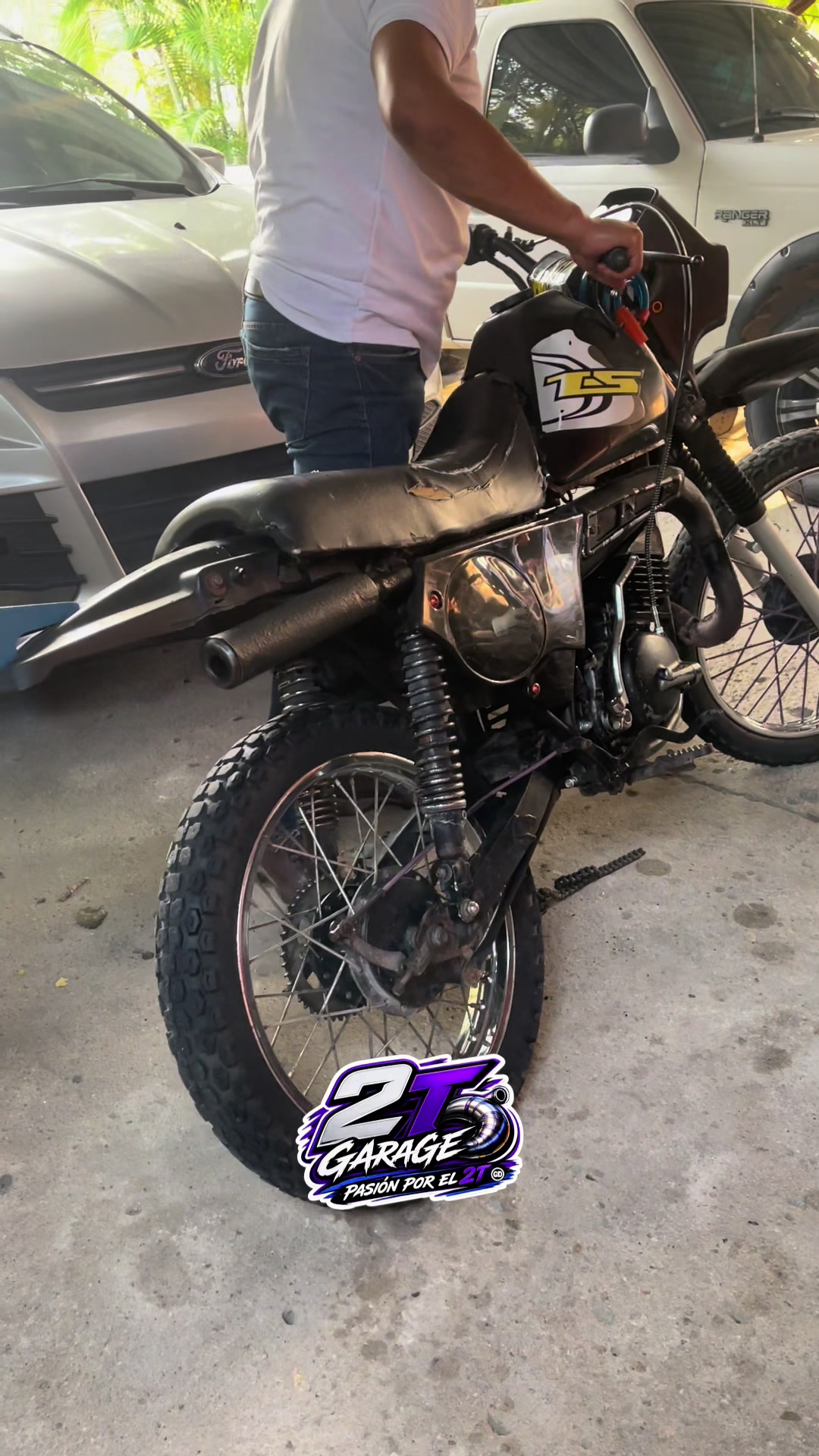 @AX100 Garage🐝💨