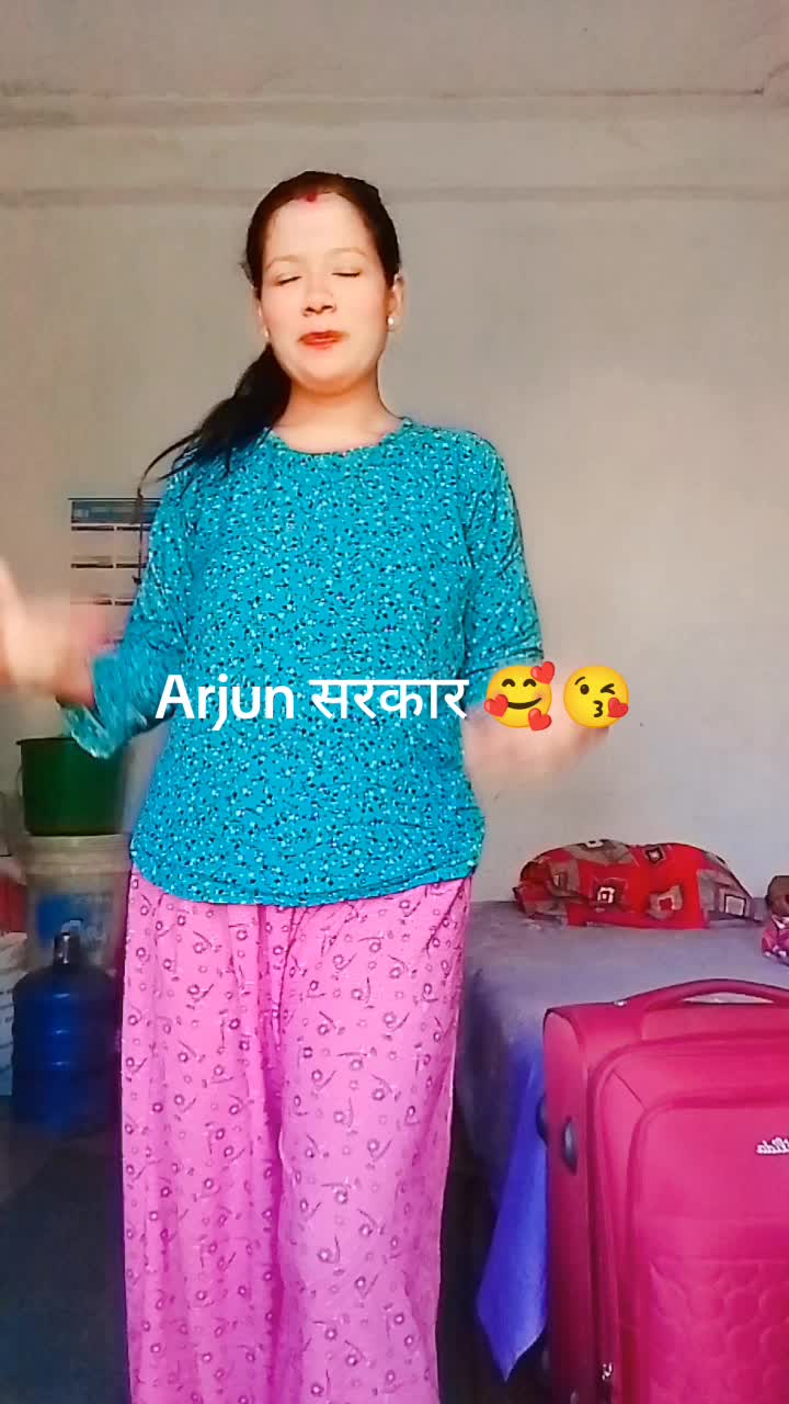 @Roshani KC💞