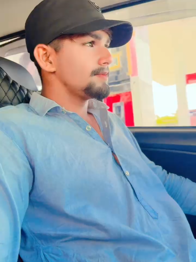 @Malik Mubshir 425🦁🤬