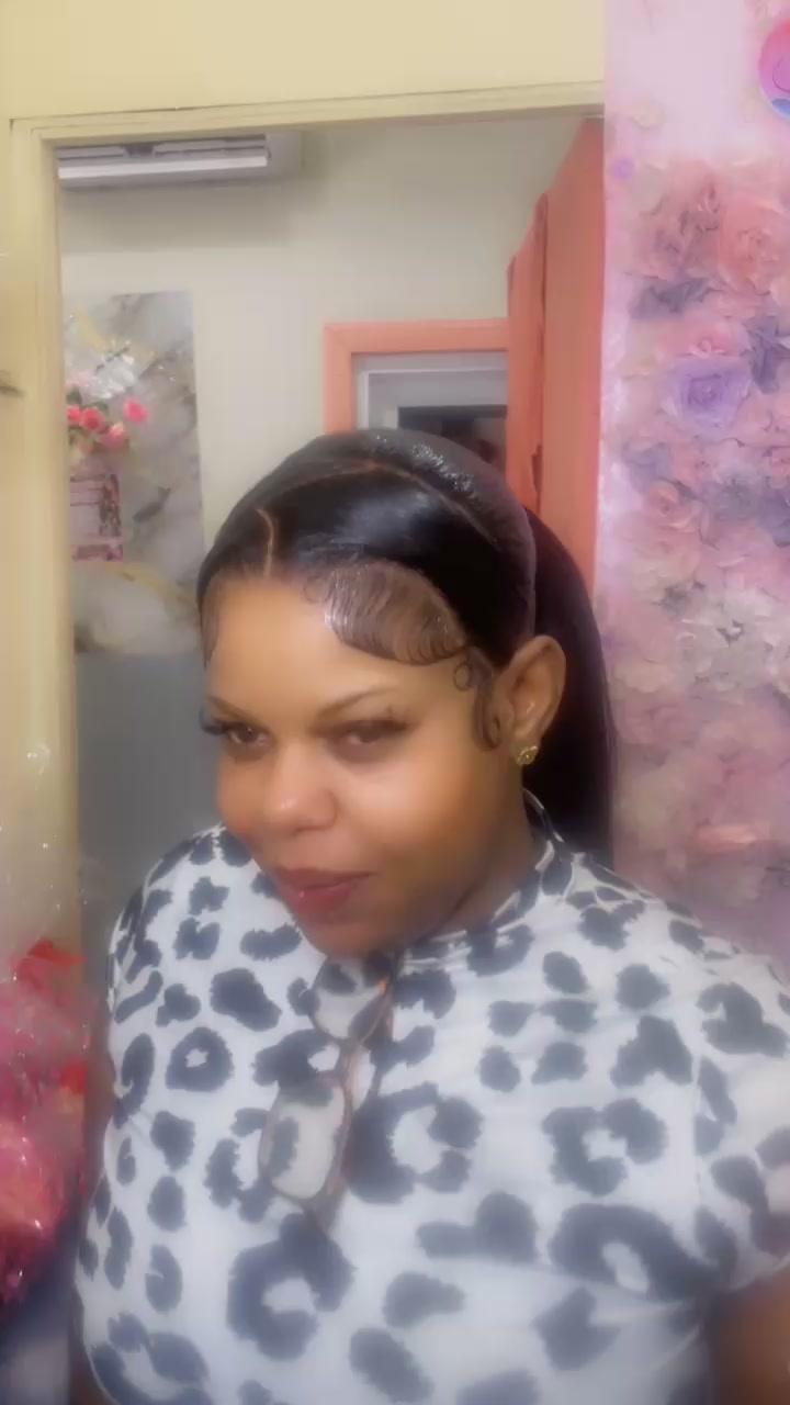@Hair By Coll's Beauty Boutique