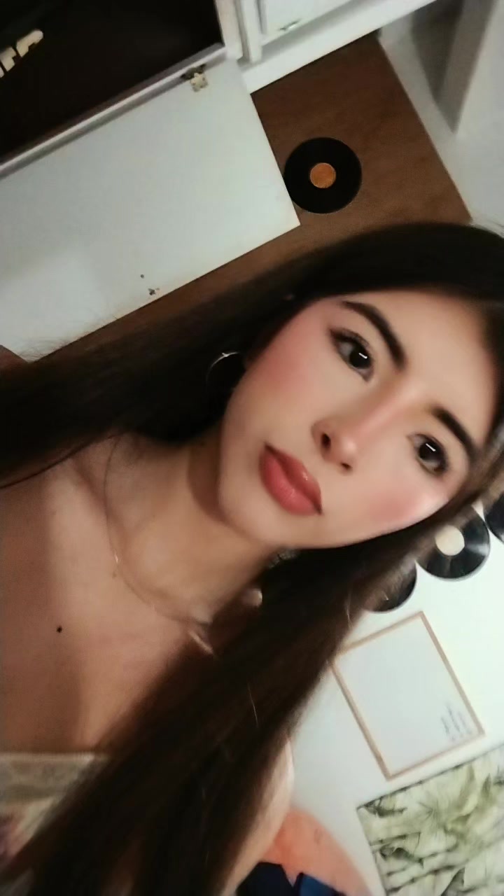 @𝓥𝓮𝓷𝓾𝓼🌴