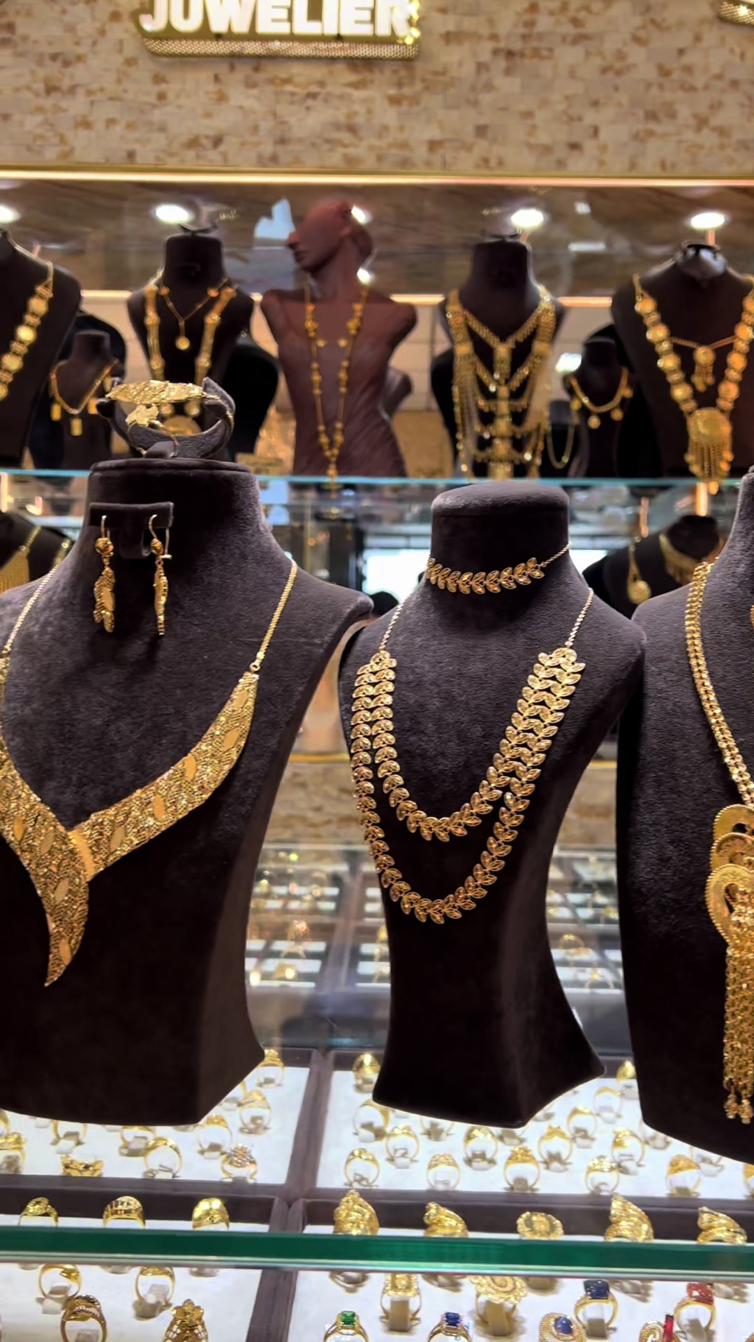 @Abu jamal Juwelier