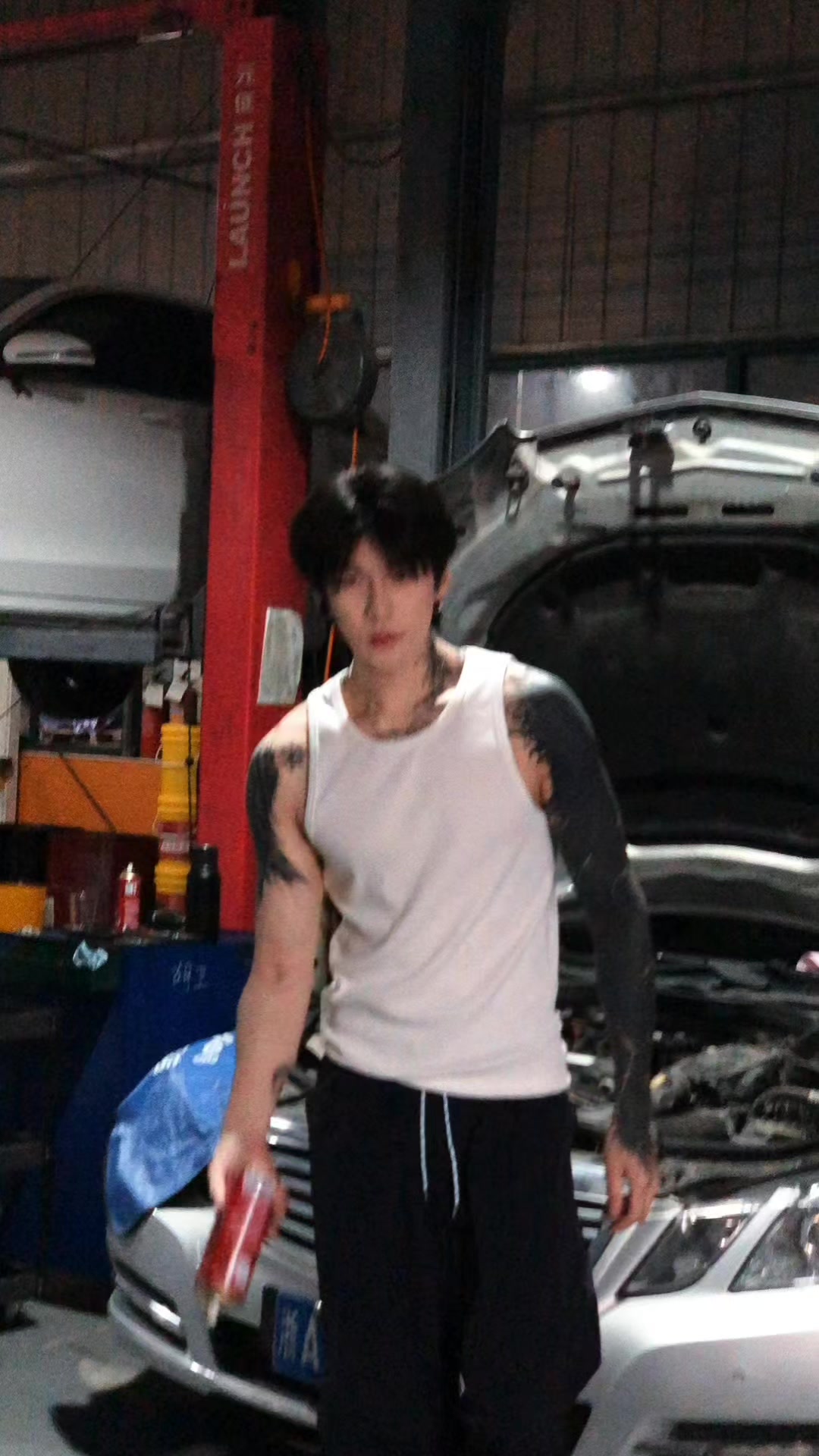 @𝐌𝐢𝐝𝐧𝐢𝐠𝐡𝐭𝐁𝐨𝐱𝐞𝐫