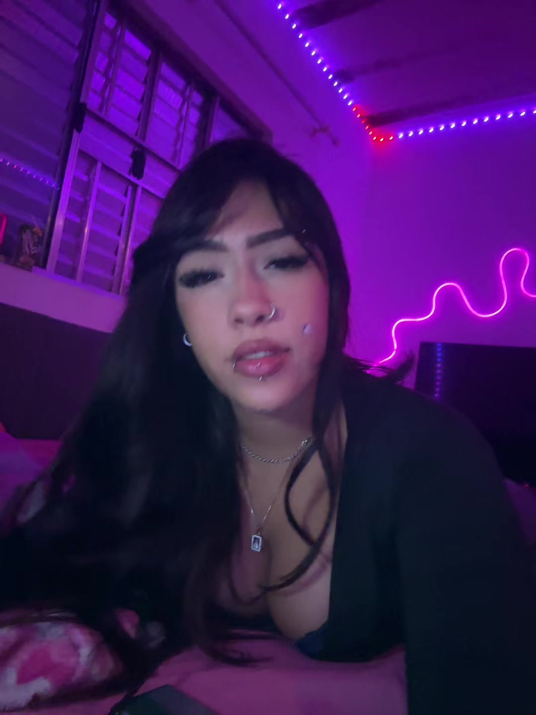@𝑳ꨄ