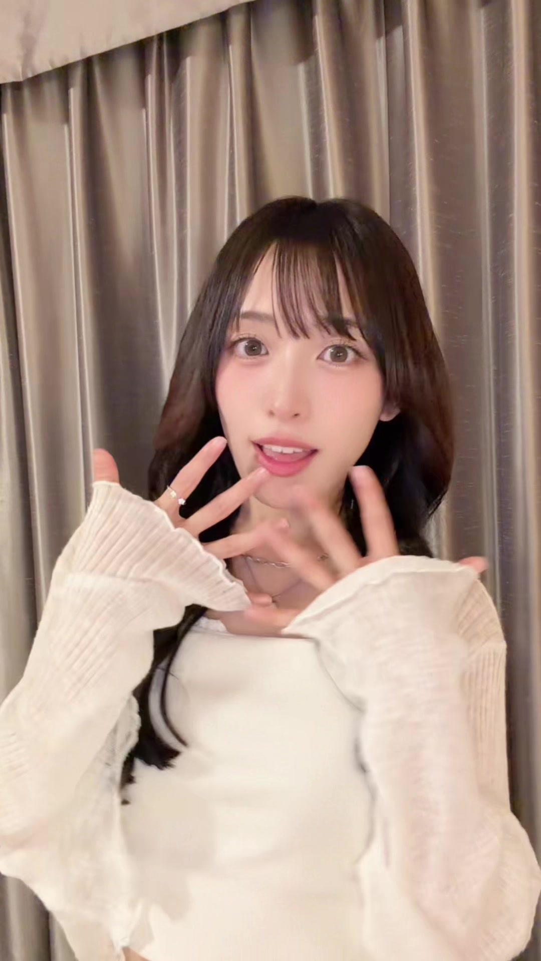 @松岡ななせ