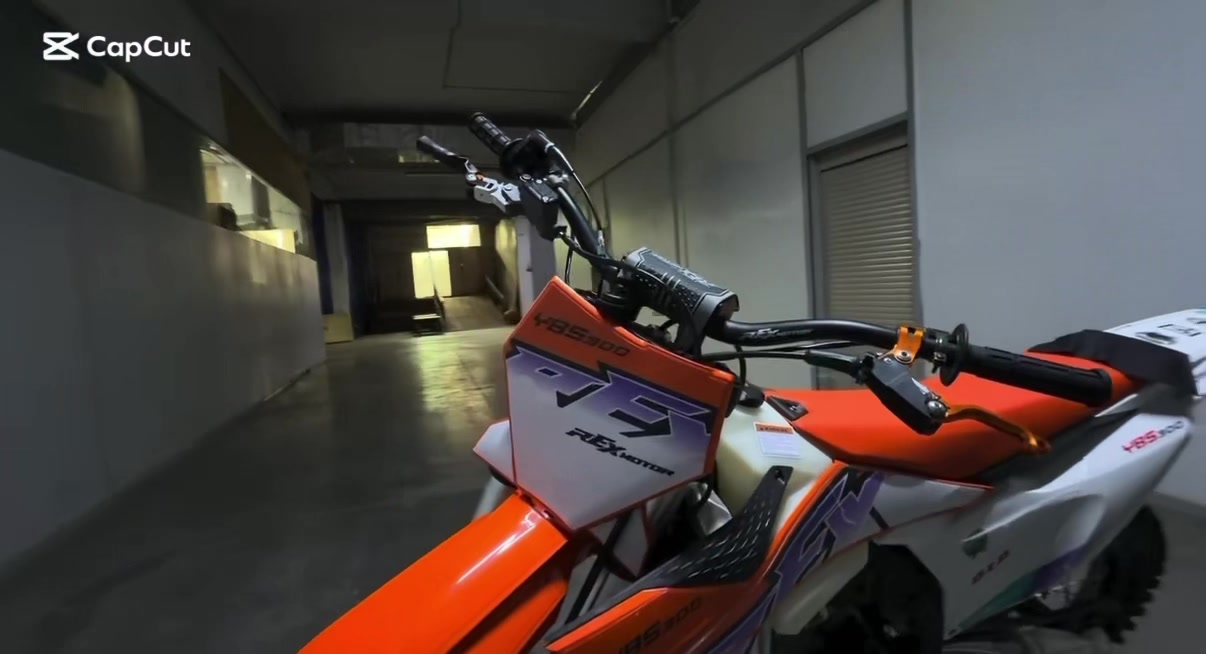 @MOTO luxe